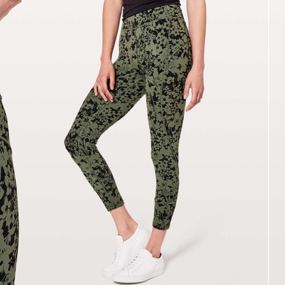 lululemon athletica Pants - Lululemon In Movement 7/8 Tight *Everlux 25" Efflorescent Barracks Green Black